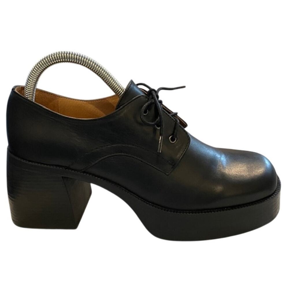 Miz Mooz women's bleeker leather heeled Oxford shooties.